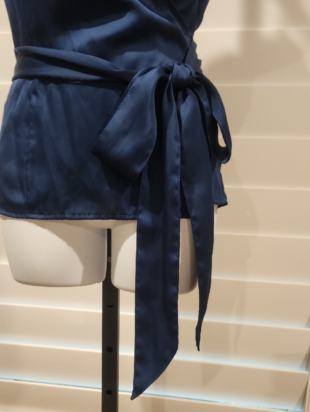 LOFT Wrap Top - Picture 4 of 8